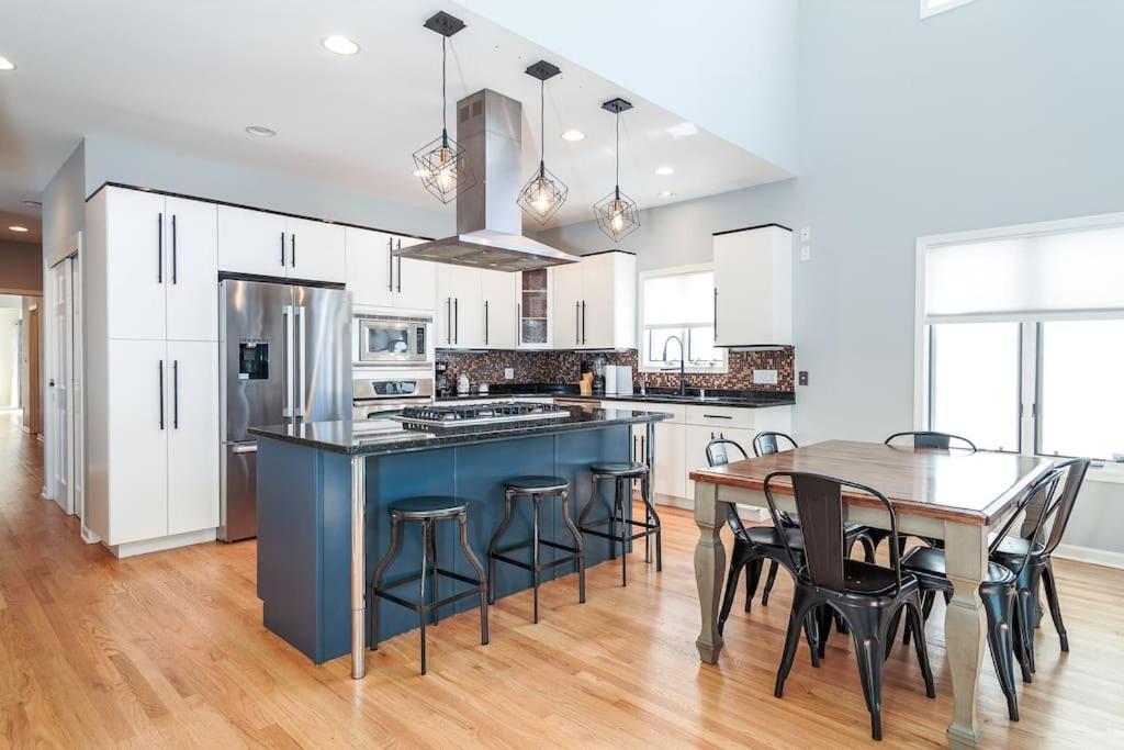 Hébergement de vacances Eclectic Stylish And Cozy Unit Milwaukee