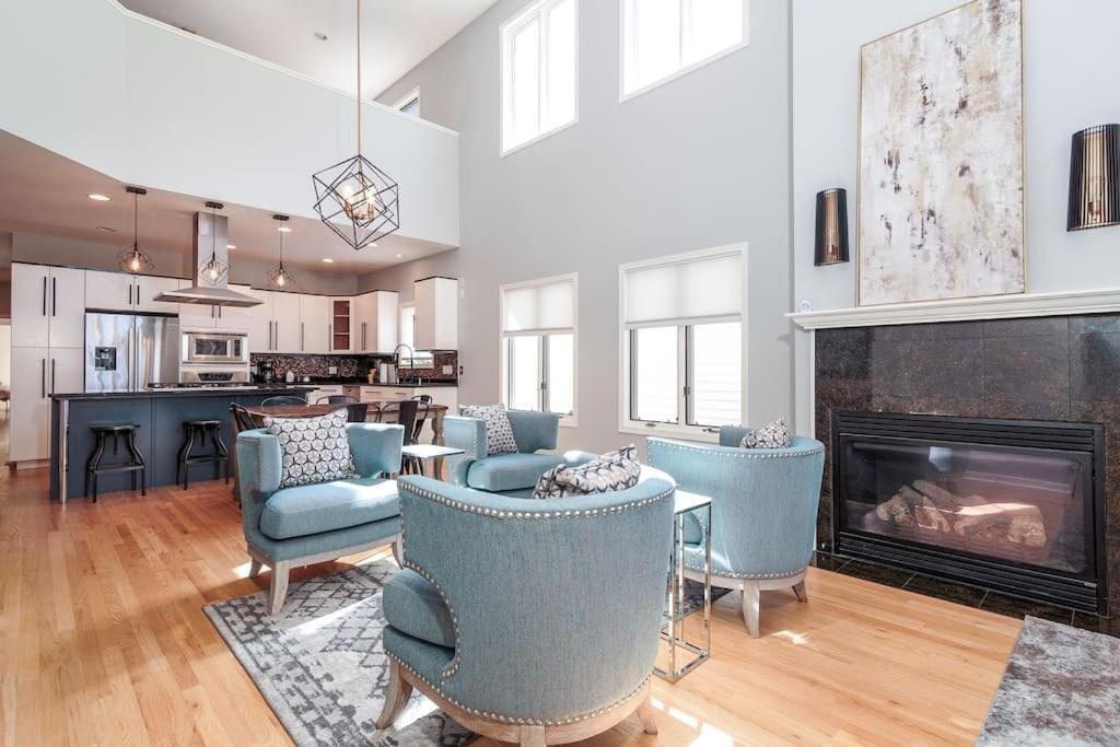 Eclectic Stylish And Cozy Unit Hébergement de vacances Milwaukee